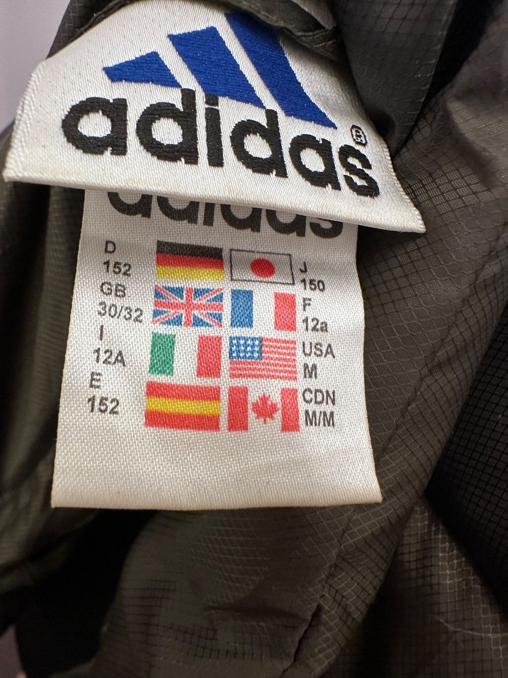 Adidas Vestes & Manteaux: ADIDAS - down jacket VERDE OLIVA – D'occasion à Agno par Cosmogin1811 6
