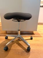 Bürstuhl TOPSTAR: Ergonomischer Sitz/höhenverstellbar/Rollen