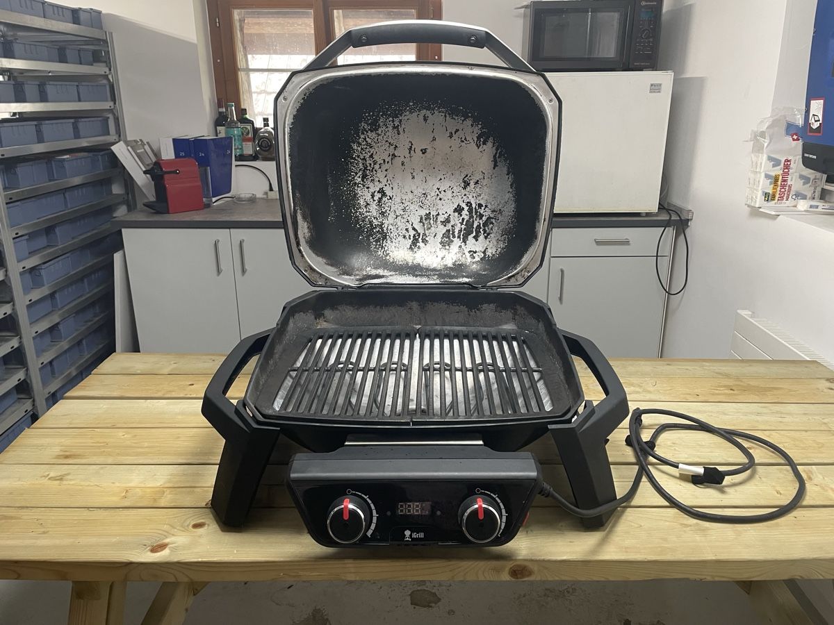 Griglie: Weber Elektrogrill Pulse 2000 – Usato da Buch am Irchel venduto da 62726 2