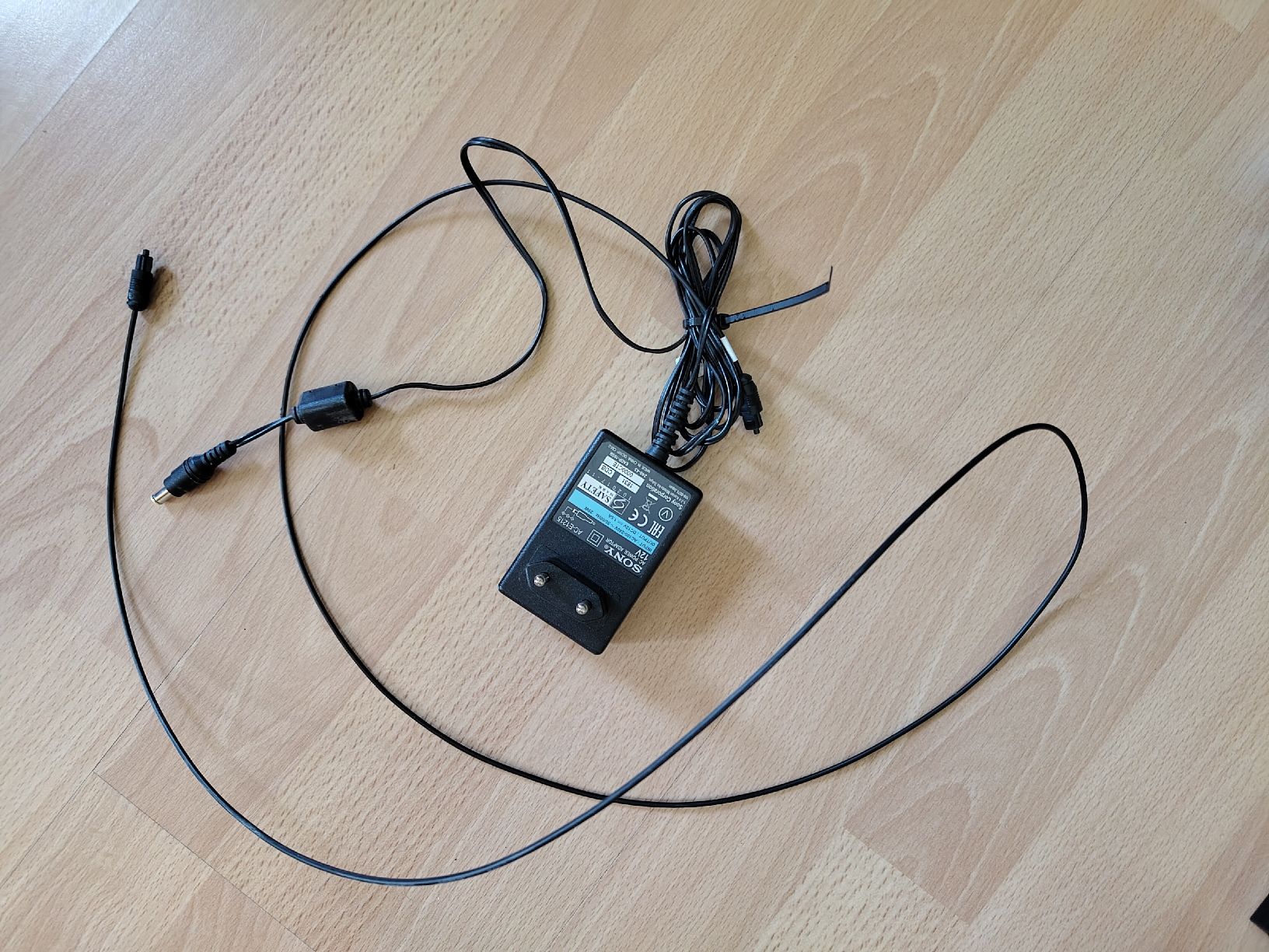 Sony Kopfhörer: Heimkino Kopfhörer Sony DP-HW700 – Defekt aus Basel von OleThiele 6