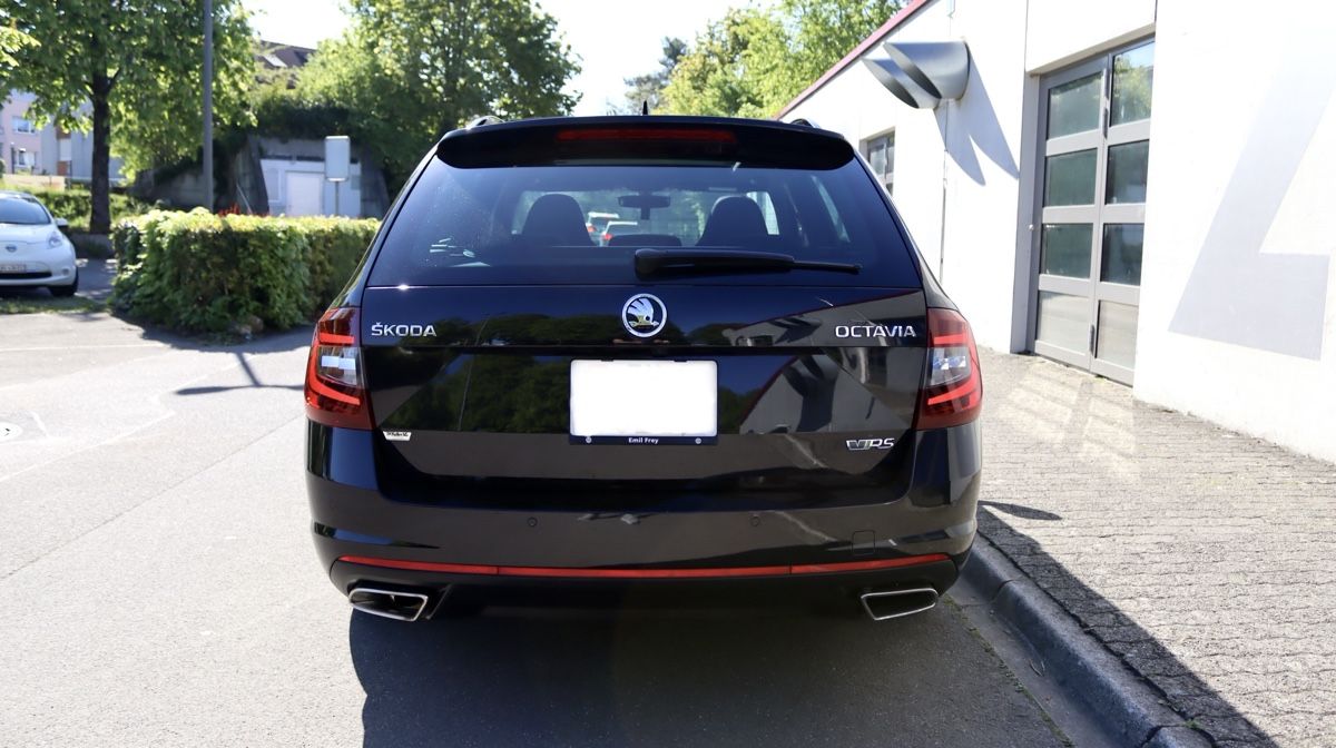 Skoda Automobili: Skoda Octavia RS 2.0 TDI – Usato da Berikon venduto da BS1719 6