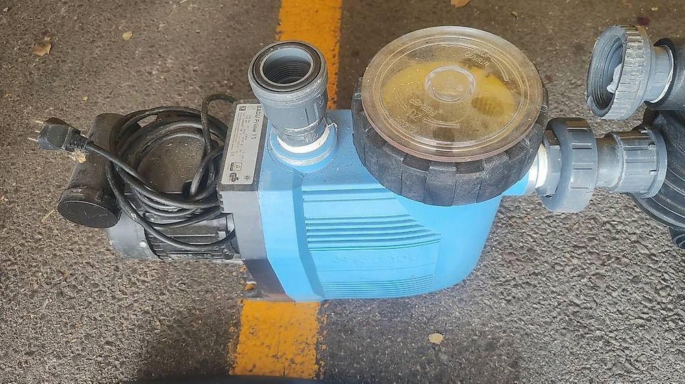 LOTTO ATTREZZATURA PER PISCINA (Gebraucht) in Losone für CHF 350 – nur ...