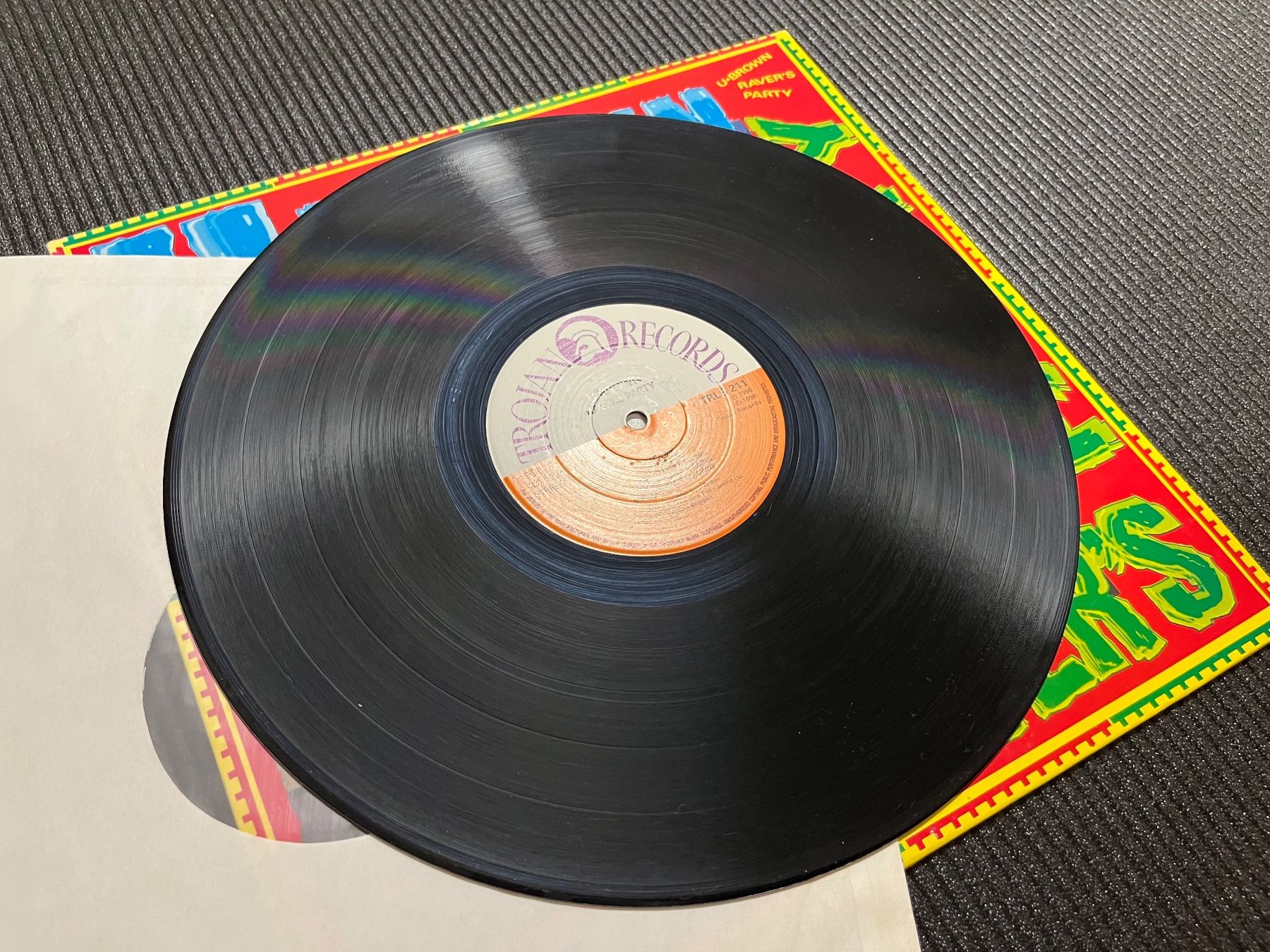 Schallplatten: U-Brown Raver's Party – Gebraucht aus Olten von Xtra 3