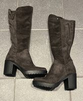 Stiefel braun Wildlederoptik