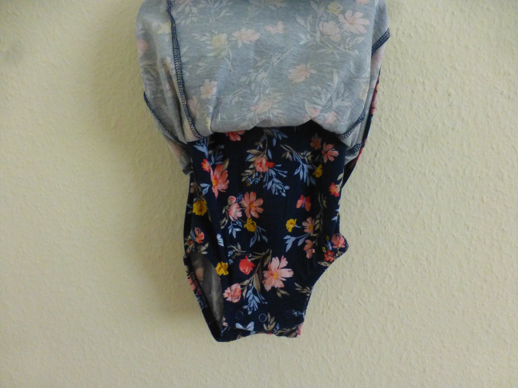 Carter's Tute: Carter's Sommer-Jumpsuit / 6 Mt – Usato da Hergiswil NW venduto da annettelia 1