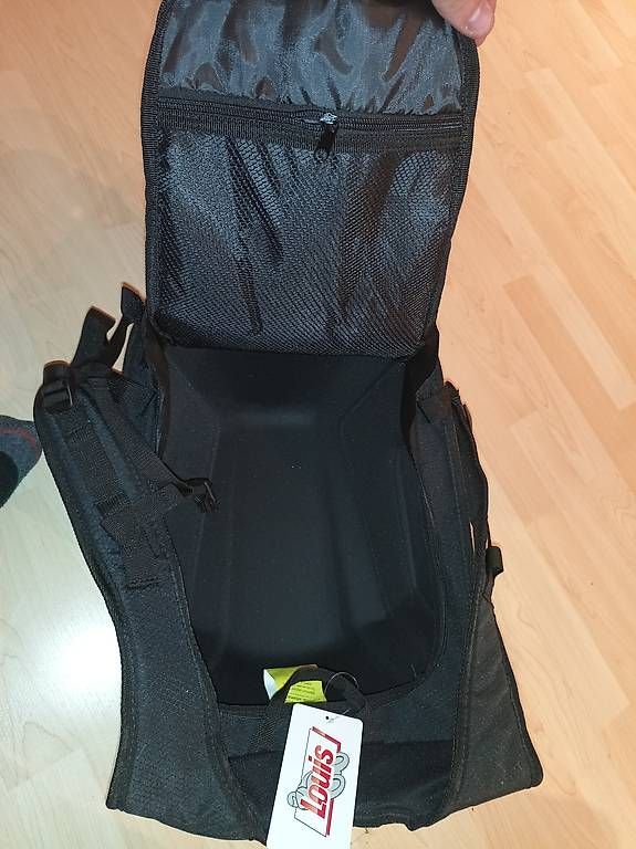 Sacs à dos: Motorrad hardschalen Rucksack  – D'occasion à Liestal par mad_9w6f 1