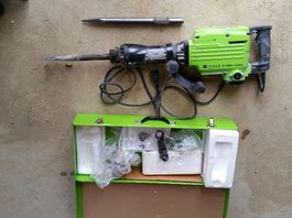 Location Marteau piqueur
