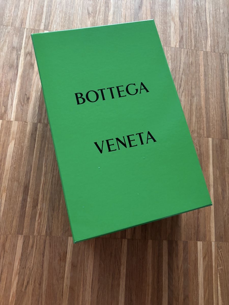 Bottega Veneta Borse: Bottega Veneta Box – Usato da Luzern venduto da lor_x8hx