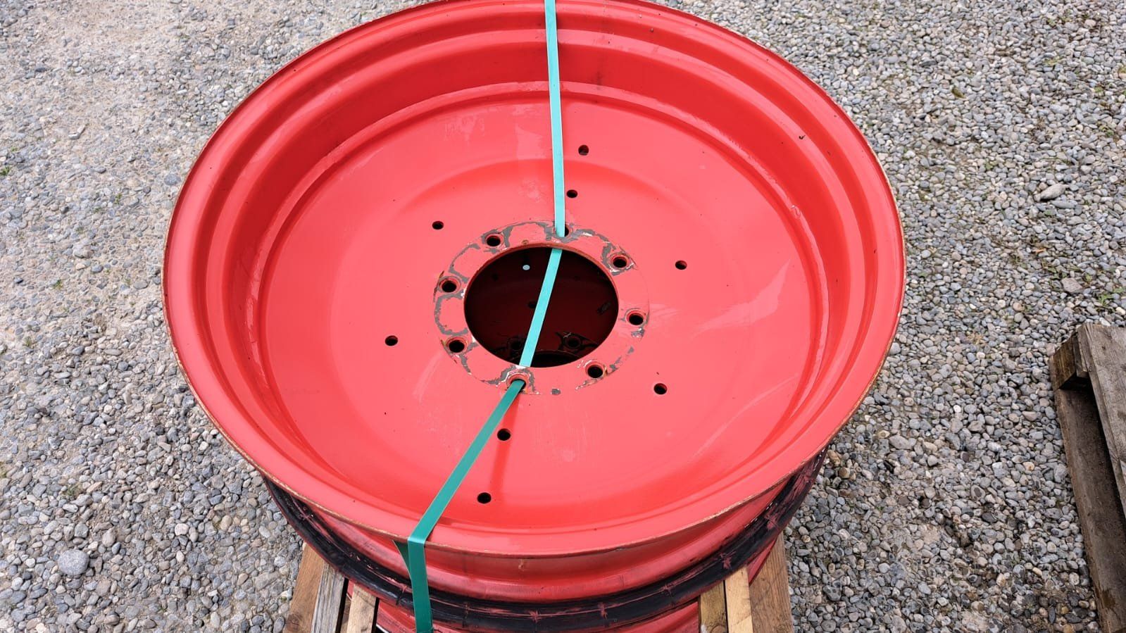Felgen: 1 Paar Felgen 10x32 – Gebraucht aus Buttwil von obelix-idefix