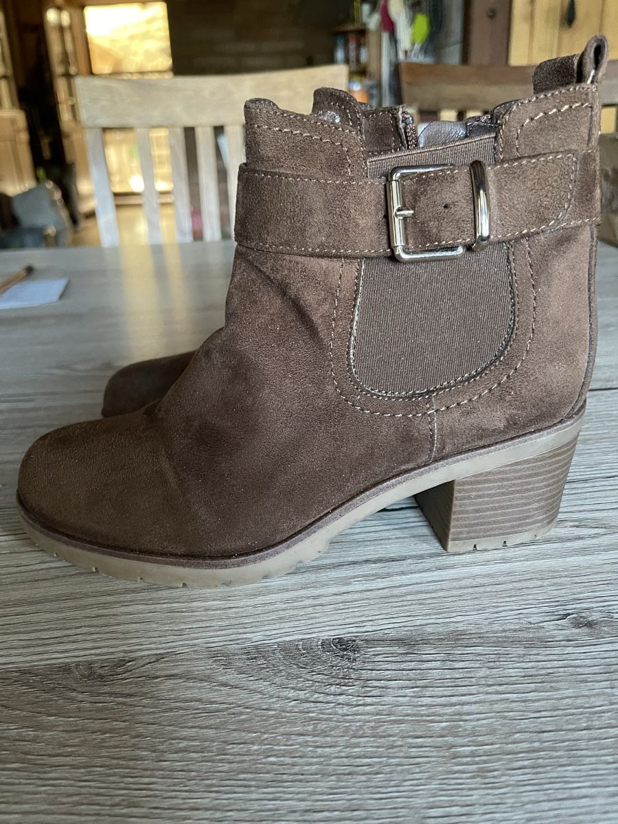 Scarpe da donna: Damenstiefelette Gr. 36 – Usato da Fahrni b. Thun venduto da ams_56jv