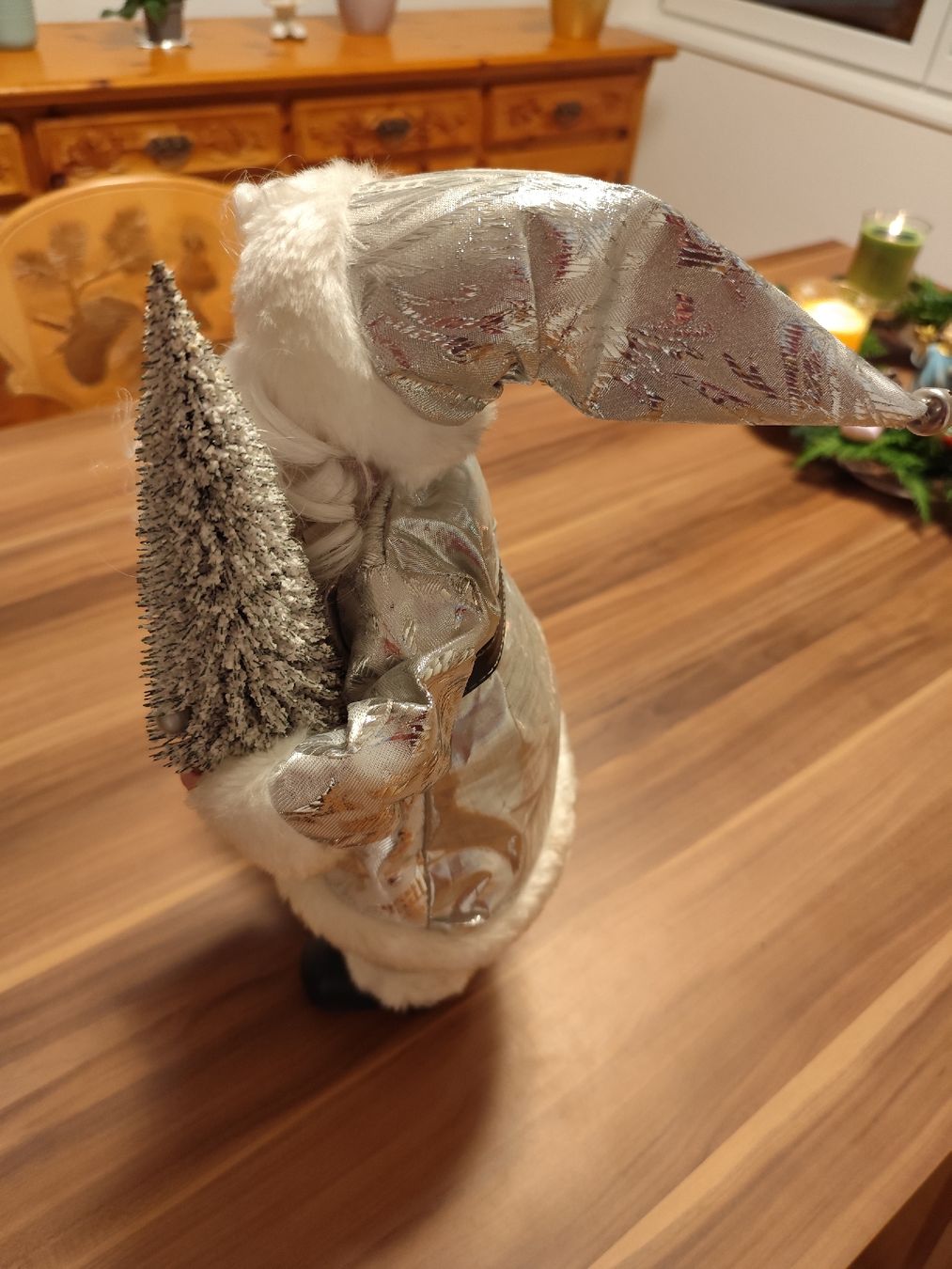 Toutes les décorations: Weihnachtsmann  – D'occasion à Grossdietwil par bie_2bn5 2