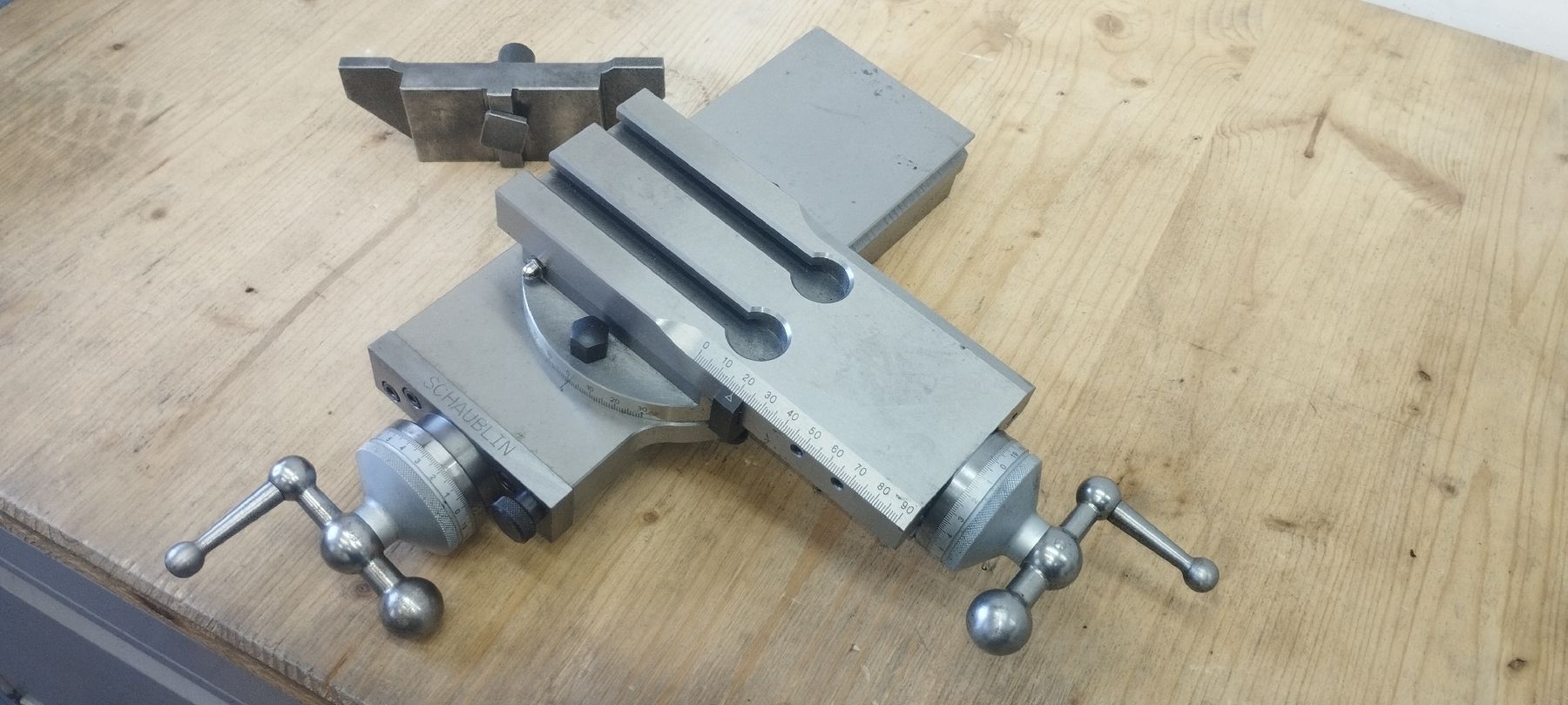 Schaublin Metall- & Schlosserei Sonstiges: Chariot Schaublin 102 NEUF de stock – Neu (gemäss Beschreibung) aus Le Lieu von Watch_Mike_Ing