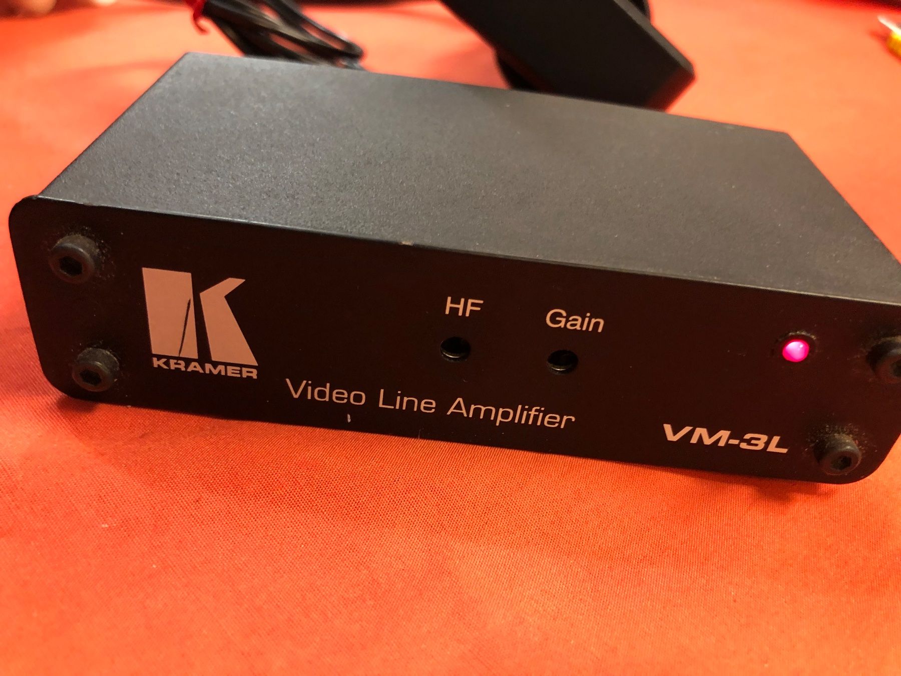 Verstärker: Videoverteilverstärker VM-3VN von Kramer – Gebraucht aus Neerach von Arbimus