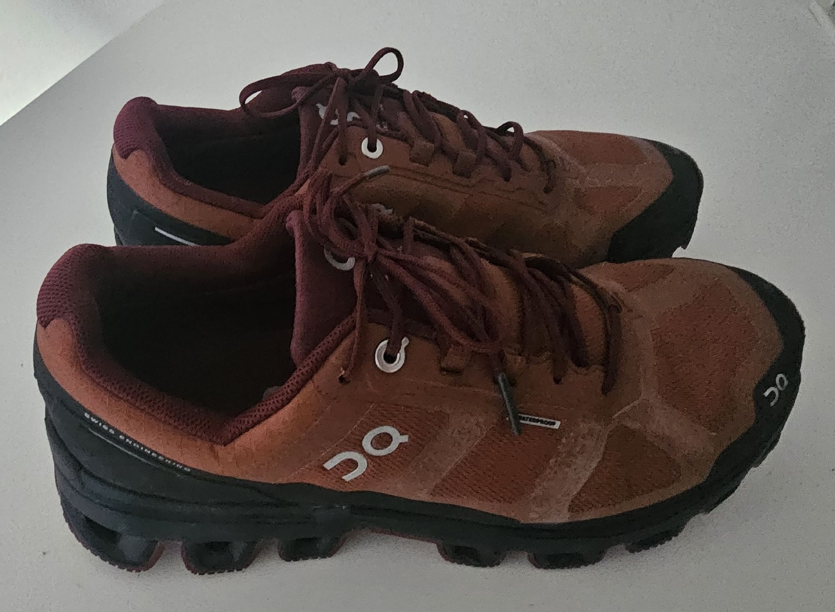 On Scarpe da donna: ON Cloudventure Waterproof Trailrunning Schuhe  – Usato da Wilen (Sarnen) venduto da siri06