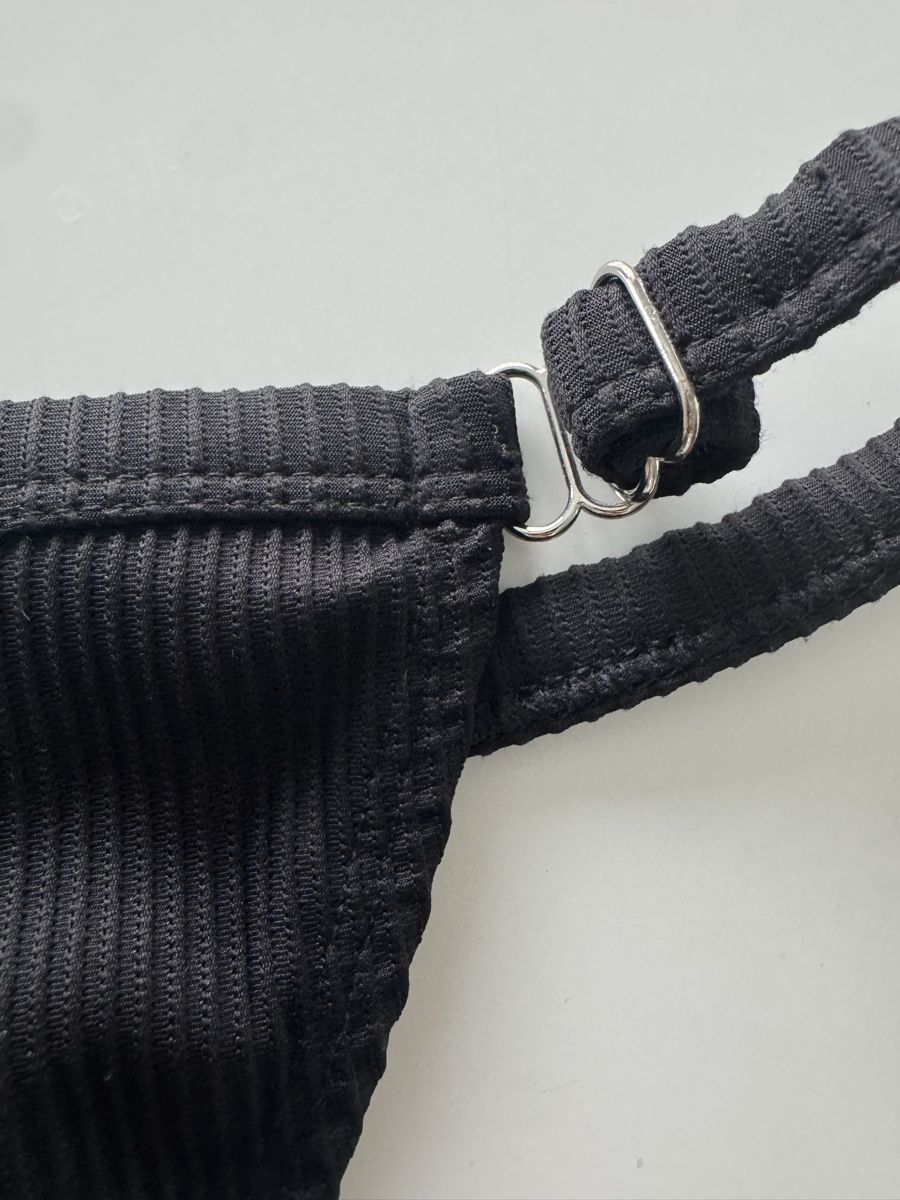 H&M Badekleider & Bikinis: Bikini Hose schwarz gerippt Grösse S neu – Neu (gemäss Beschreibung) aus Arbon von leu_g29t 2
