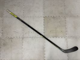 Warrior Eishockey Original Stock von Flavio Schmutz