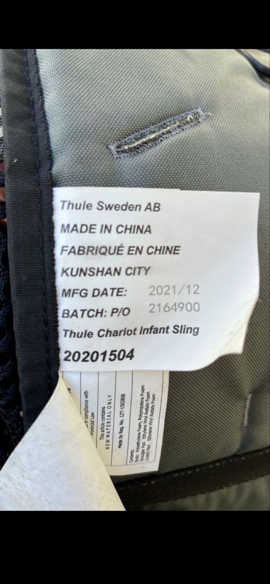 Amache: Thule babyhängematte infant sling – Usato da Bassersdorf venduto da dip_ryb9 2