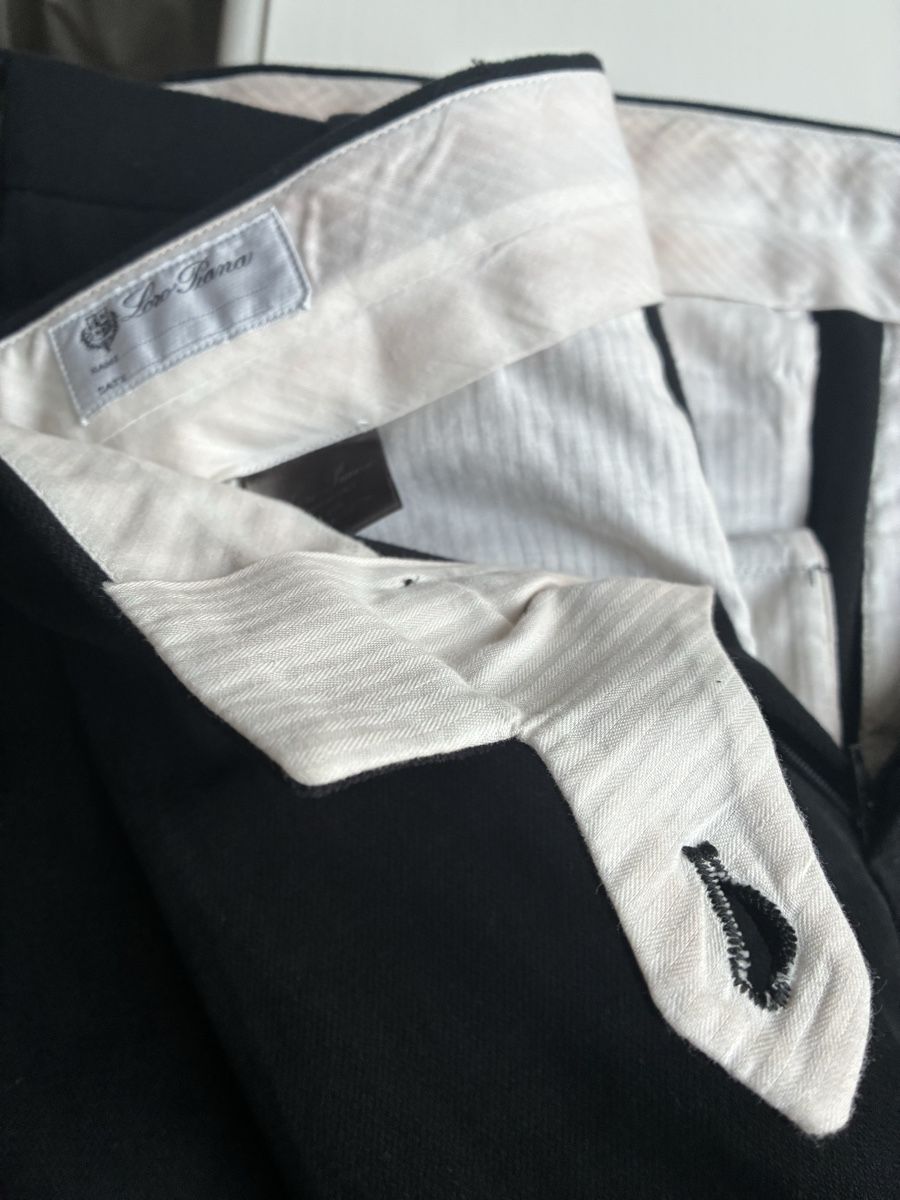 Loro Piana Pantaloni: Pantalone Loro Piana nero – Nuovo (secondo la descrizione) da Rüschlikon venduto da ant_5v7g 6