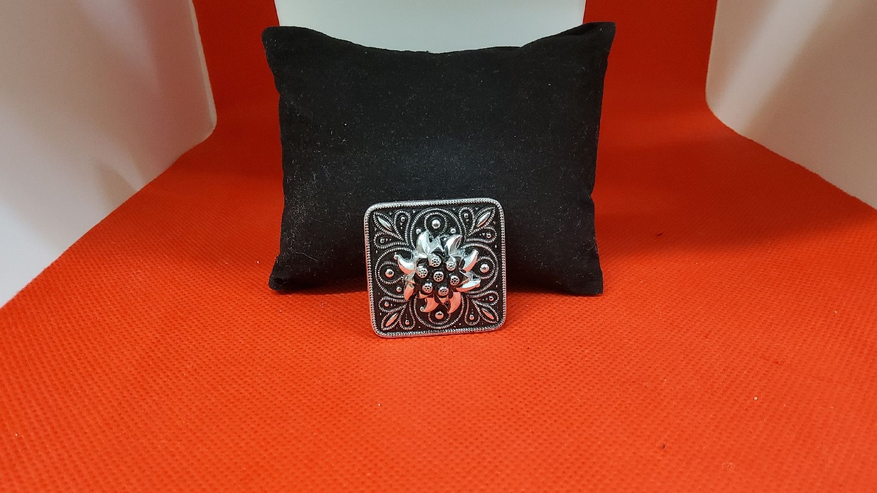 Spille & Fermagli: Vintage Broche,  Schmuck! – Usato da Herisau venduto da Nluanalucas