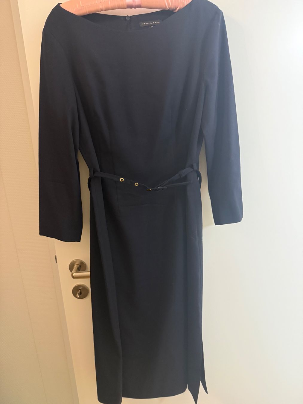 Tara Jarmon Vestiti: Tara Jarmon kleid – Usato da Adliswil venduto da ale_dv2q 4