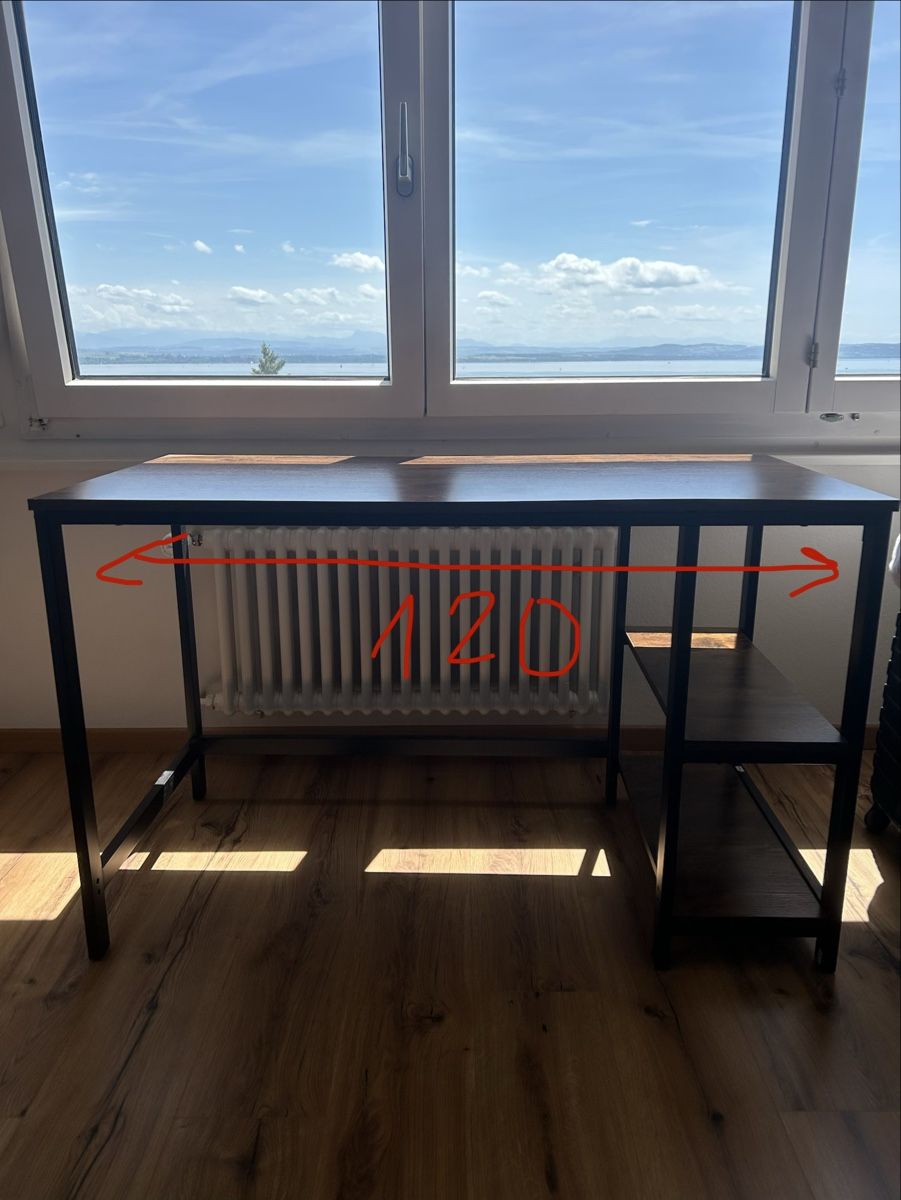 Bureaux: Bureau  – D'occasion à Neuchâtel par loe_7tqt