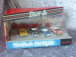 Hot Wheels Hot Nights Drive-In Set 1:64