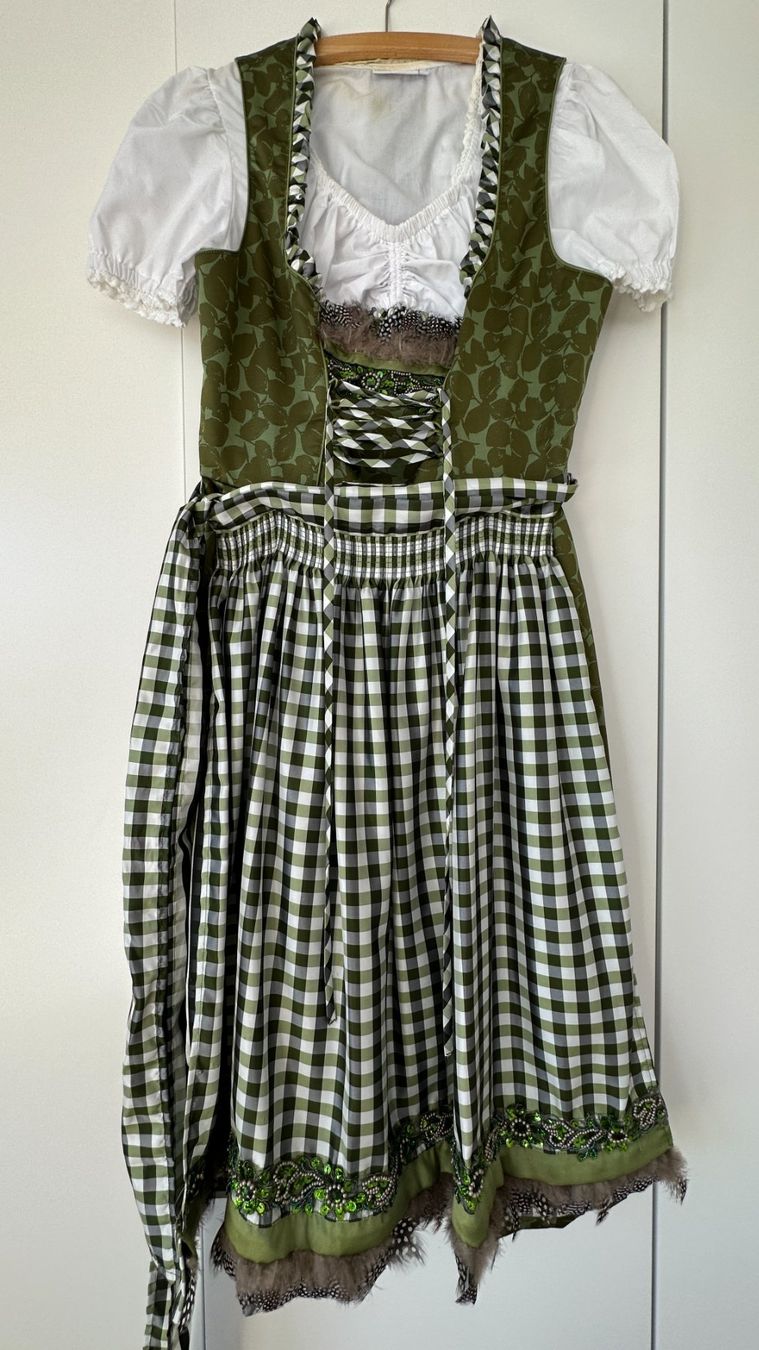 Vestiti: Original Dirndl Gr. 38 – Usato da Ennetbürgen venduto da Toptip