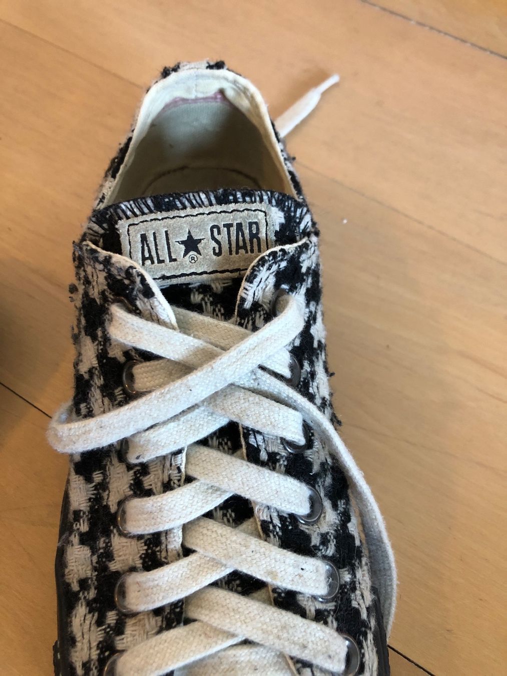 Converse Scarpe da donna: Sneakers Converse – Usato da Triesen venduto da boston7 2