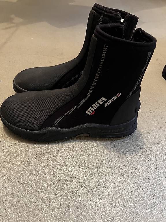 Mares Scarpe da uomo: Neopren Schuhe MARES – Usato da Niederurnen venduto da B.15 1