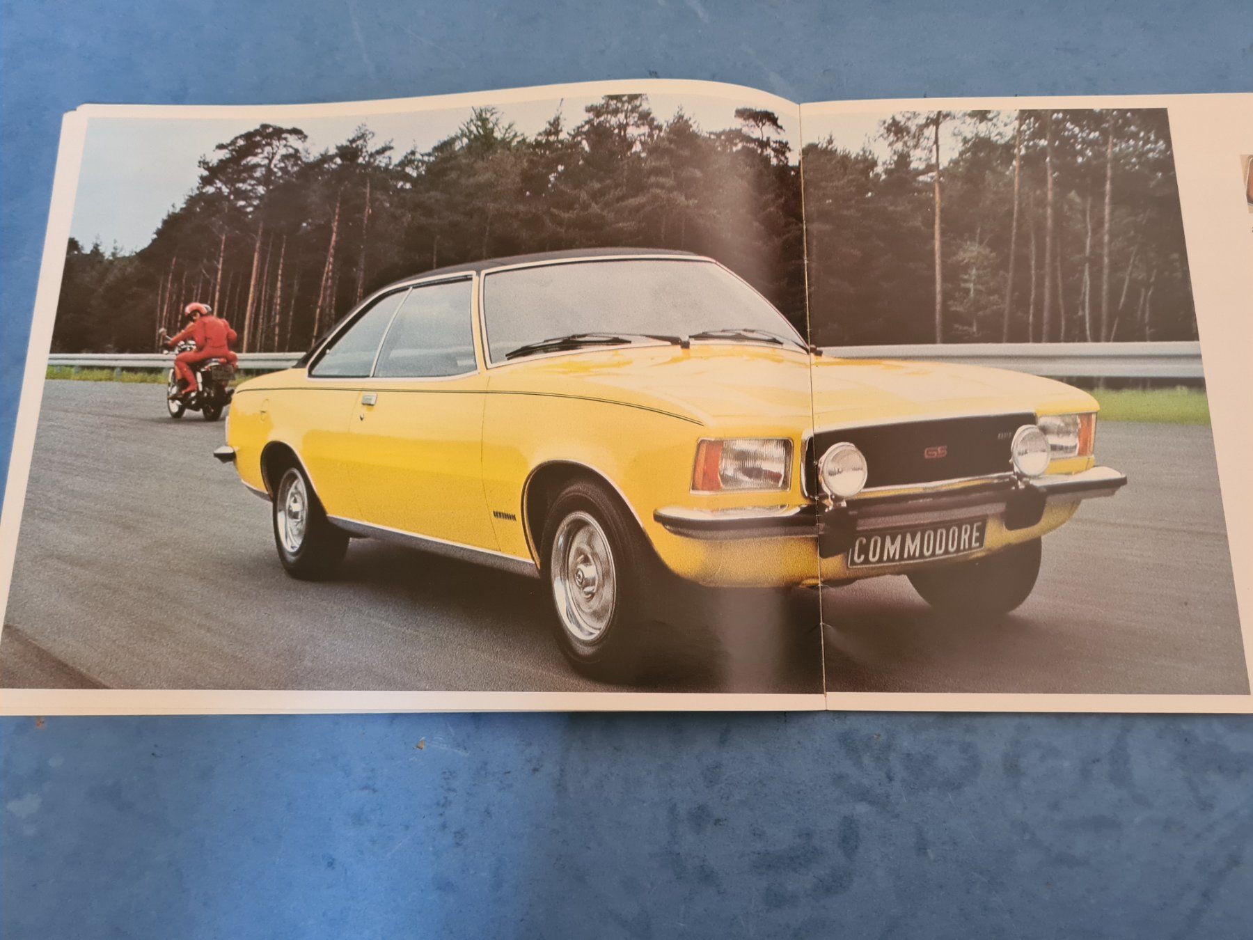Opel Dokumente: OPEL  COMMODORE  BROCHURE  VINTAGE  COLLECTION – Gebraucht aus Bellevue von BURGOLMANIA 2