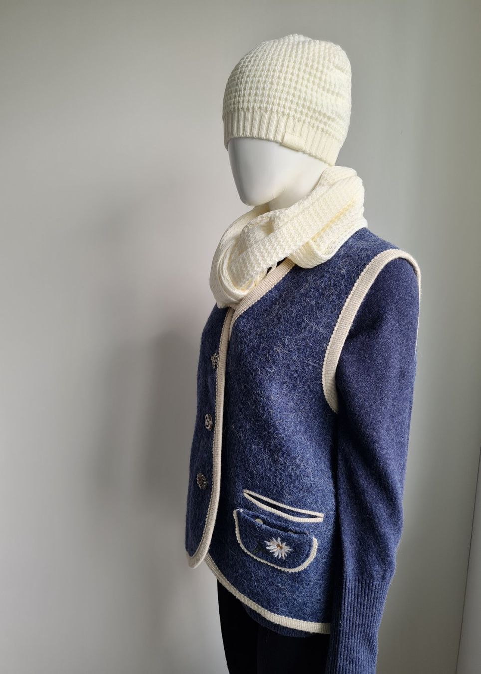 Guanti & manicotti: Mütze, Schal  & Handschuhe DKNY – Nuovo e nell'imballaggio originale da Schaffhausen venduto da Catboot01 1