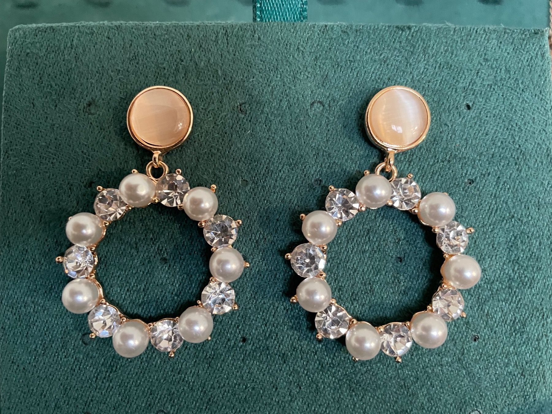 Orecchini pendenti & Orecchini a lobo: schöner schicker Ohrring mit Perle – Nuovo (secondo la descrizione) da Oberentfelden venduto da ana_s526