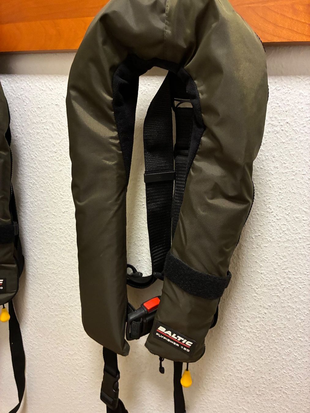 Baltic Giubbotti di salvataggio: 2 x Rettungwesten Baltic Flyfisher 150 – Usato da Pfäffikon ZH venduto da mespe01
