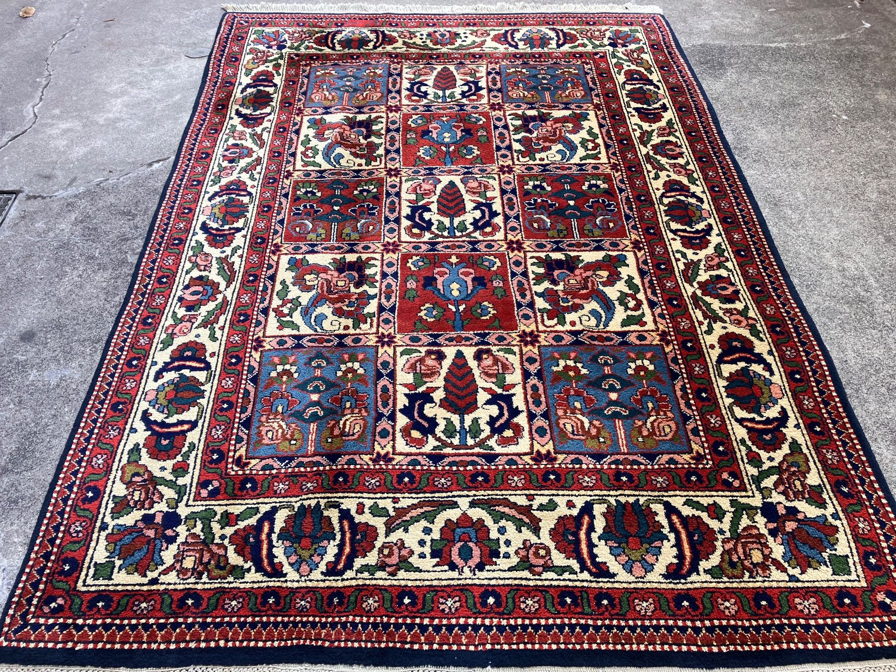 Teppiche: Sehr Schöne Bachtiar Teppich 220x155cm – Gebraucht aus Zürich von otomado 3