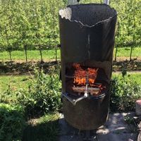 Feuersäule 5 mm Metall mit Chromstahl Grillrost verstellbar