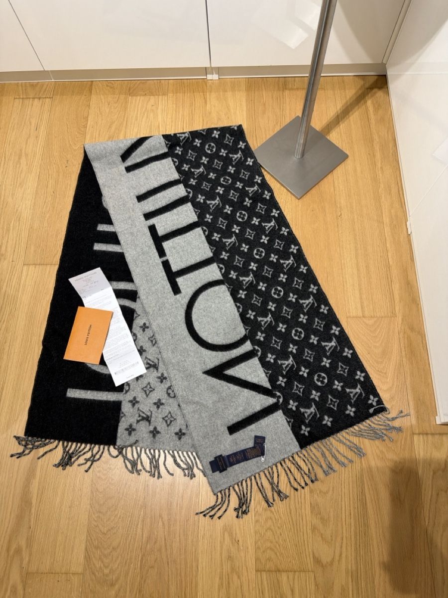 Louis Vuitton Foulards, Tücher & Schals: Original Louis Vuitton Schal – Neu (gemäss Beschreibung) aus Binz von Sandra830