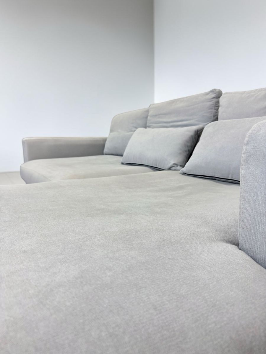 Micasa Divani: Hellgraues Ecksofa inklusive aller Kissen – Usato da Bachenbülach venduto da Sofalab.swiss 2