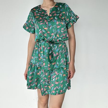 Kleid Raspberry Store grün Blättermuster Grösse M neu