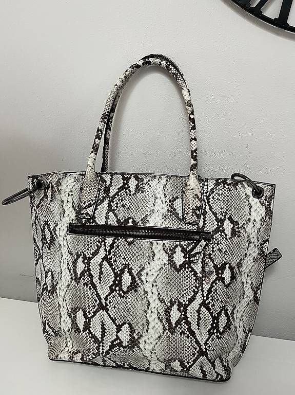 Guess Borse da donna: Borsa Guess – Usato da Bellinzona venduto da cla_nml2 2