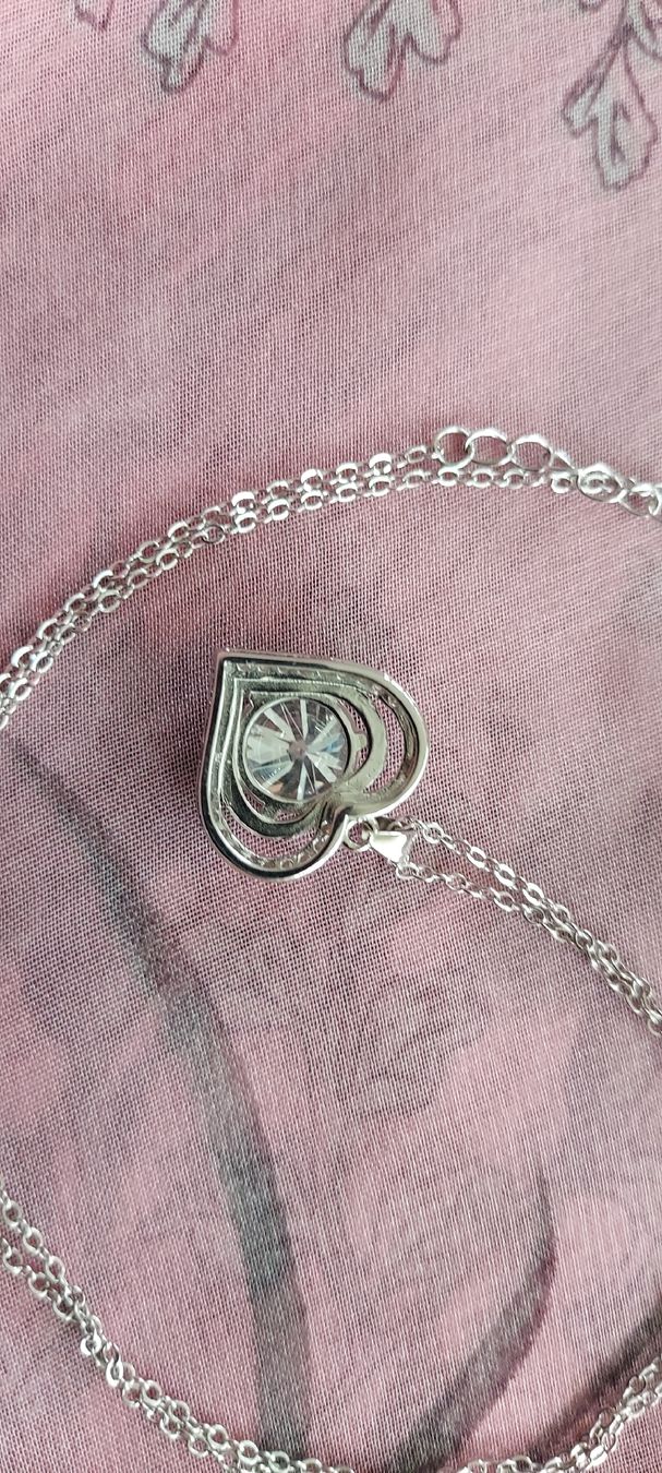 Ketten: Silberkette mit Herzanhänger,  3ct Moissanite – Neu (gemäss Beschreibung) aus Ettenhausen TG von CH2300 5