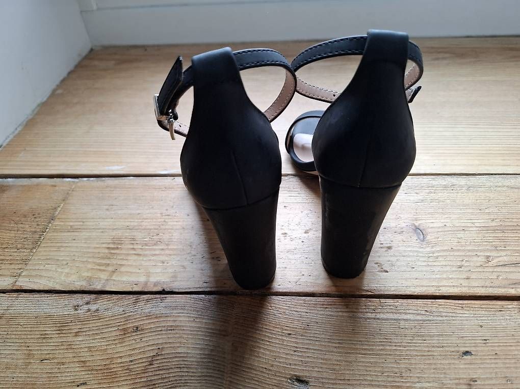 Chaussures femmes: Pumps/ Sandalette – D'occasion à Bern par chs_9kyd 4