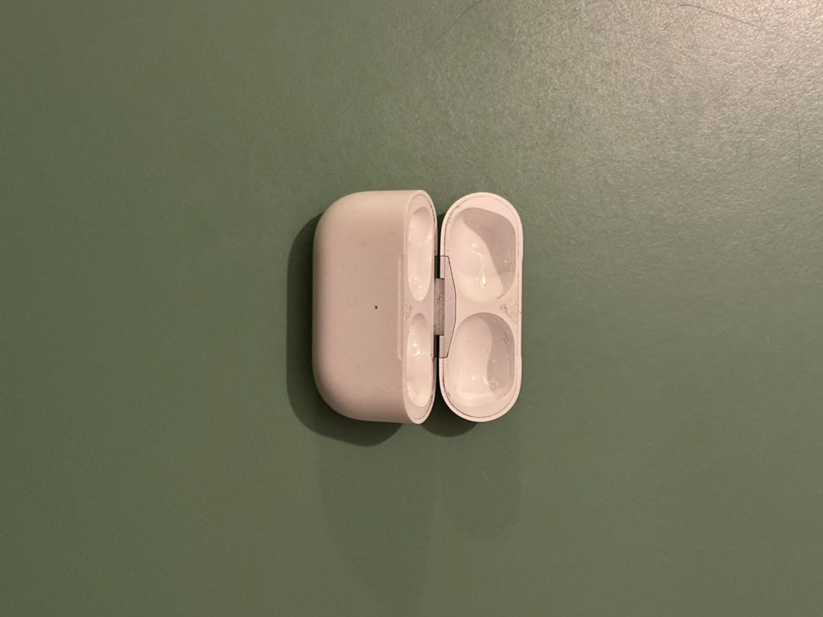 Apple Casques audio: Airpod Pro 2. Ladecase – D'occasion à Bern par Lordy