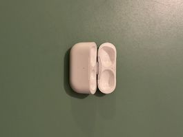 Airpod Pro 2. Ladecase