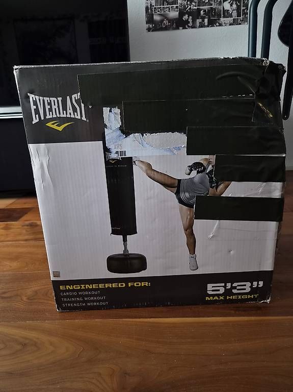 Sacchi da boxe: Everlast Everflex Cardio Strike Bag Stand-Boxsack – Usato da Gelterkinden venduto da monika-68 1