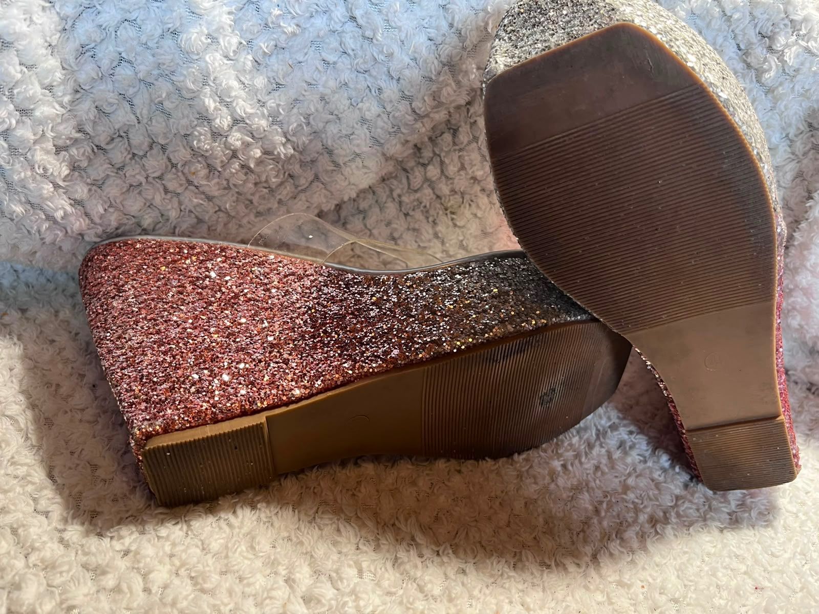 Damenschuhe: Plateau Flip Flops mit Glitter – Gebraucht aus Flüelen von Raubkatze-Achilles 2
