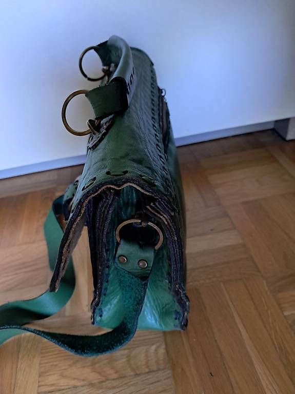 Borse da donna: Vintage-Ledertasche  – Usato da Basel venduto da len_t965 2