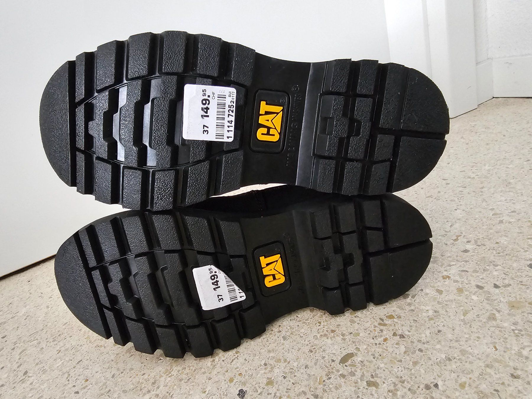 Caterpillar Chaussures hommes: Bottines Caterpillar noires, pointure 37 – Neuf (Voir description) à lausanne par MaGabry 2