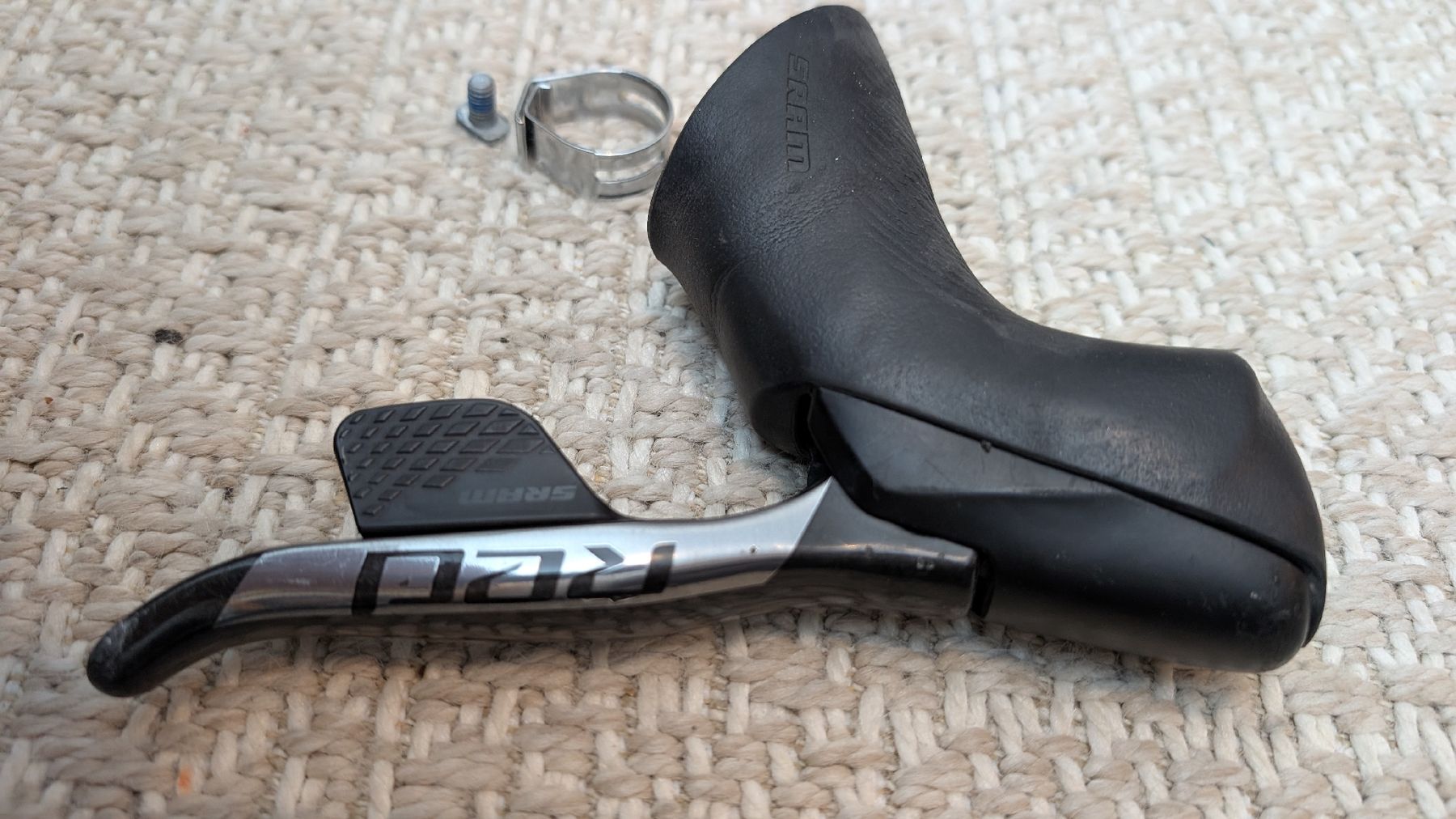 Sram Pezzi di ricambio: Sram Red eTap AXS Shifter 12 speed – Usato da Liebefeld venduto da Pacem 1
