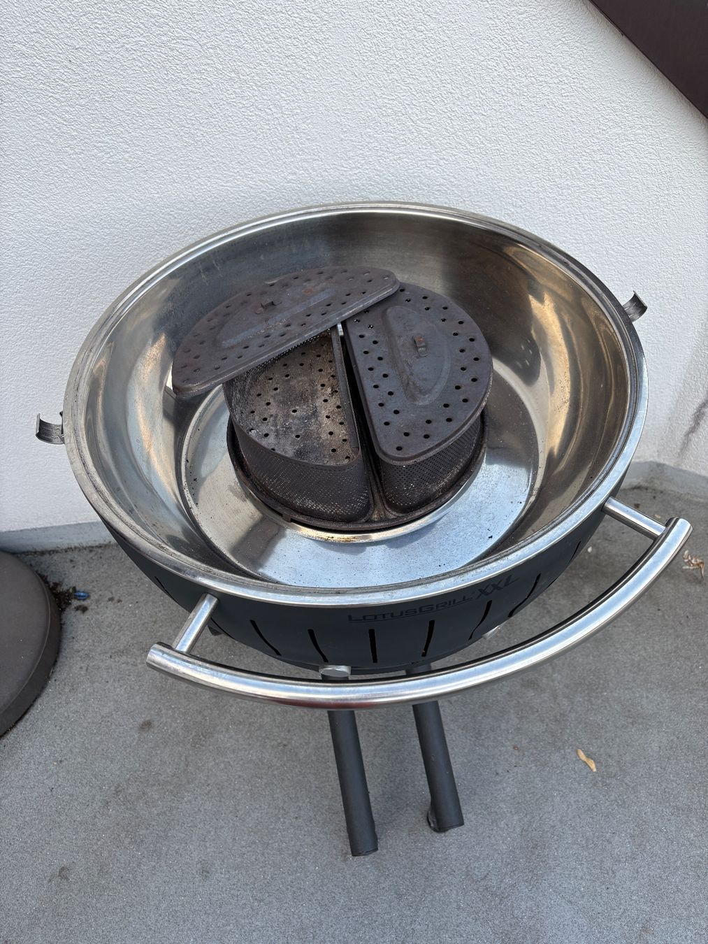 Lotusgrill Grills: Lotusgrill Typ G600 – Gebraucht aus Zürich von Alibaba14 1