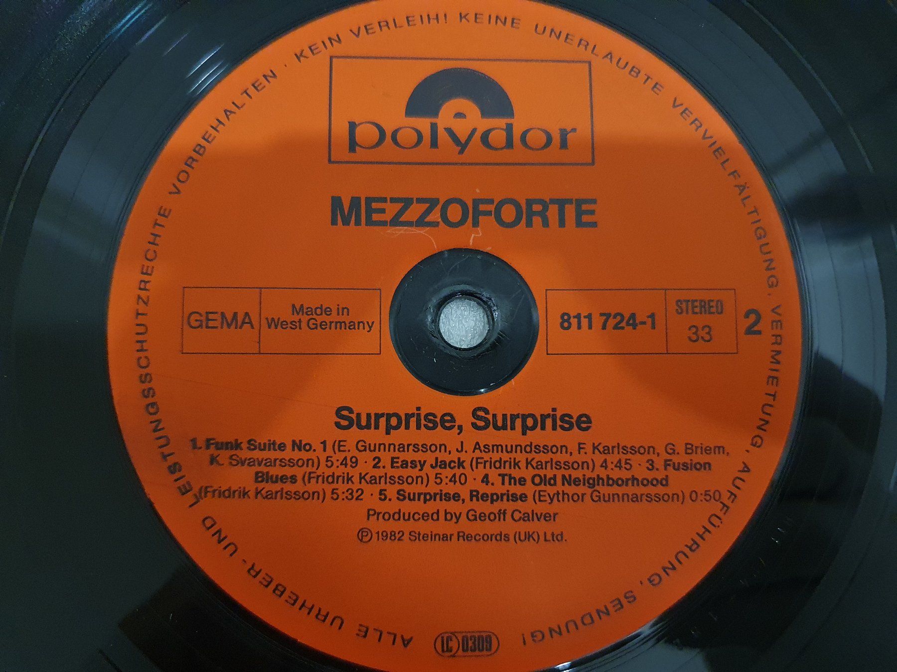 Dischi in vinile: Mezzoforte – Surprise, Surprise – Usato da Uster venduto da Vinyl-Leidenschaft 5